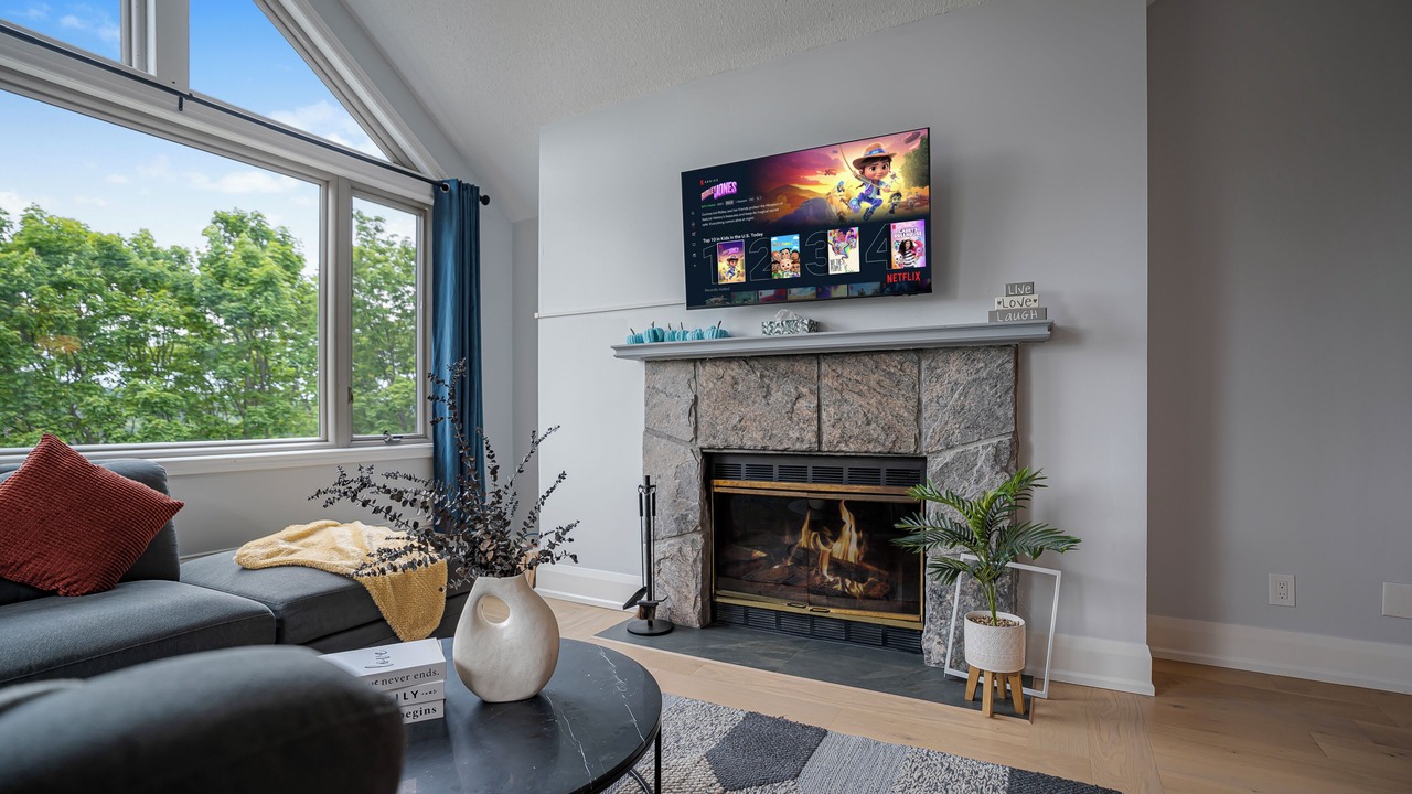 Photo of Livingroom in Huntsville