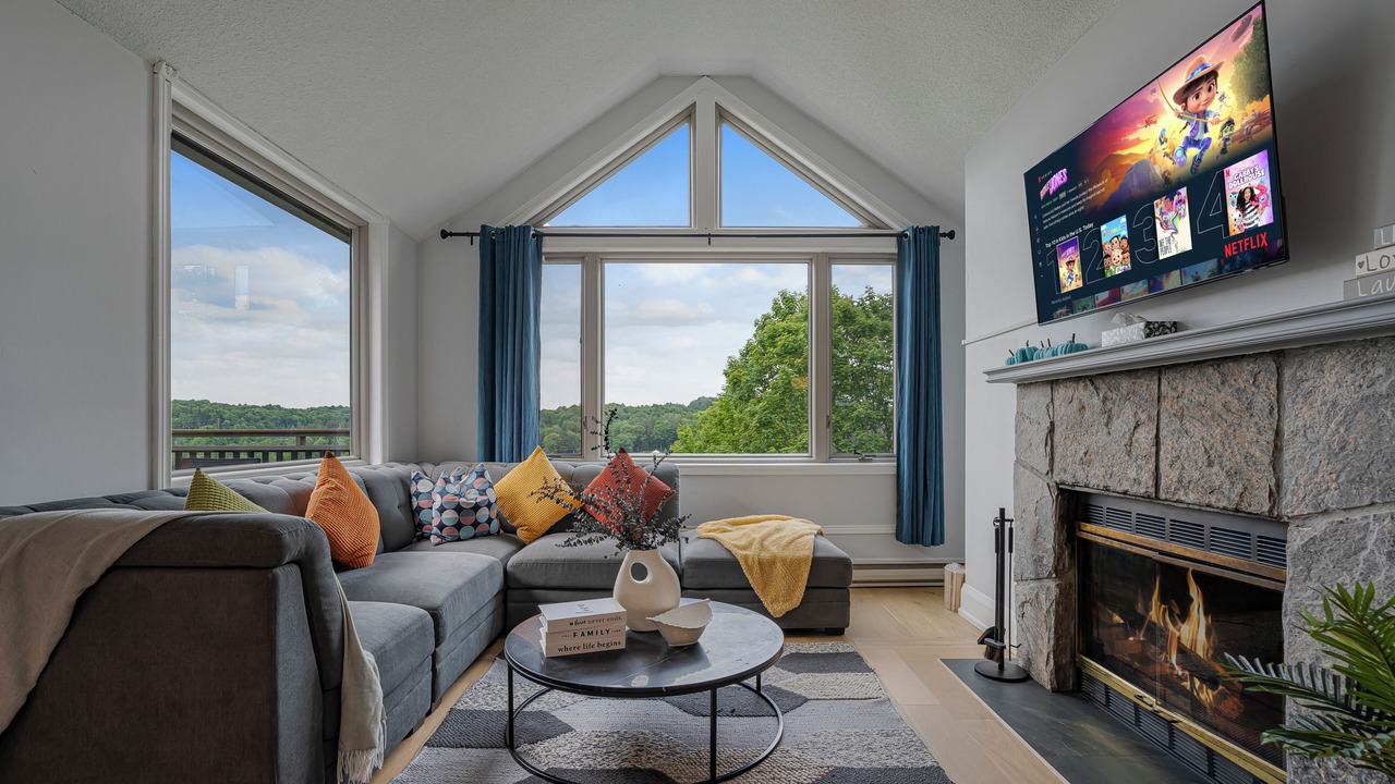 Photo of Livingroom in Huntsville