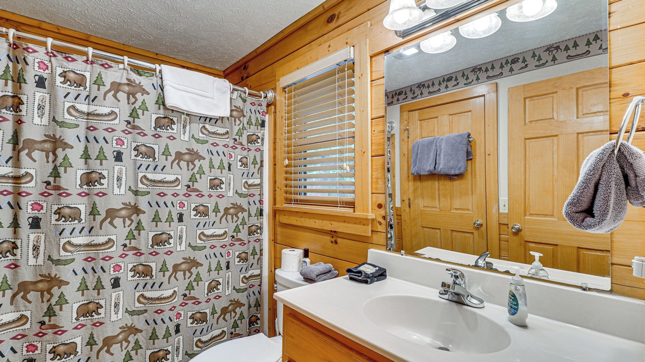 Photo of Bathroom in Black Bear Falls
