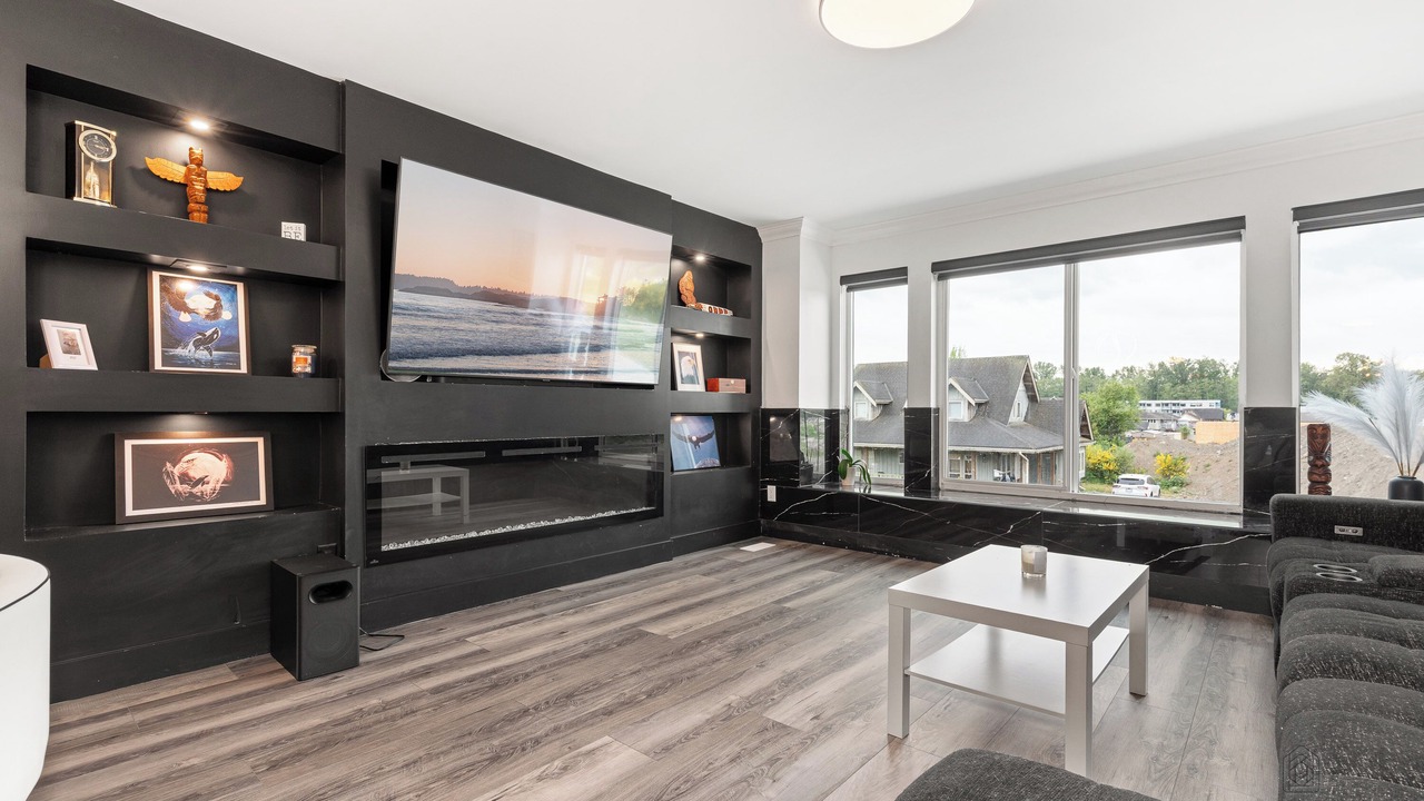 Photo of Livingroom in West Vancouver