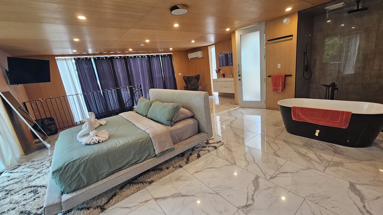Photo of Bedroom in Woodslee