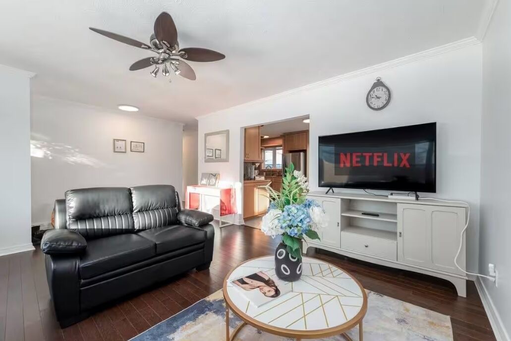 Photo of Livingroom in Southeast Calgary