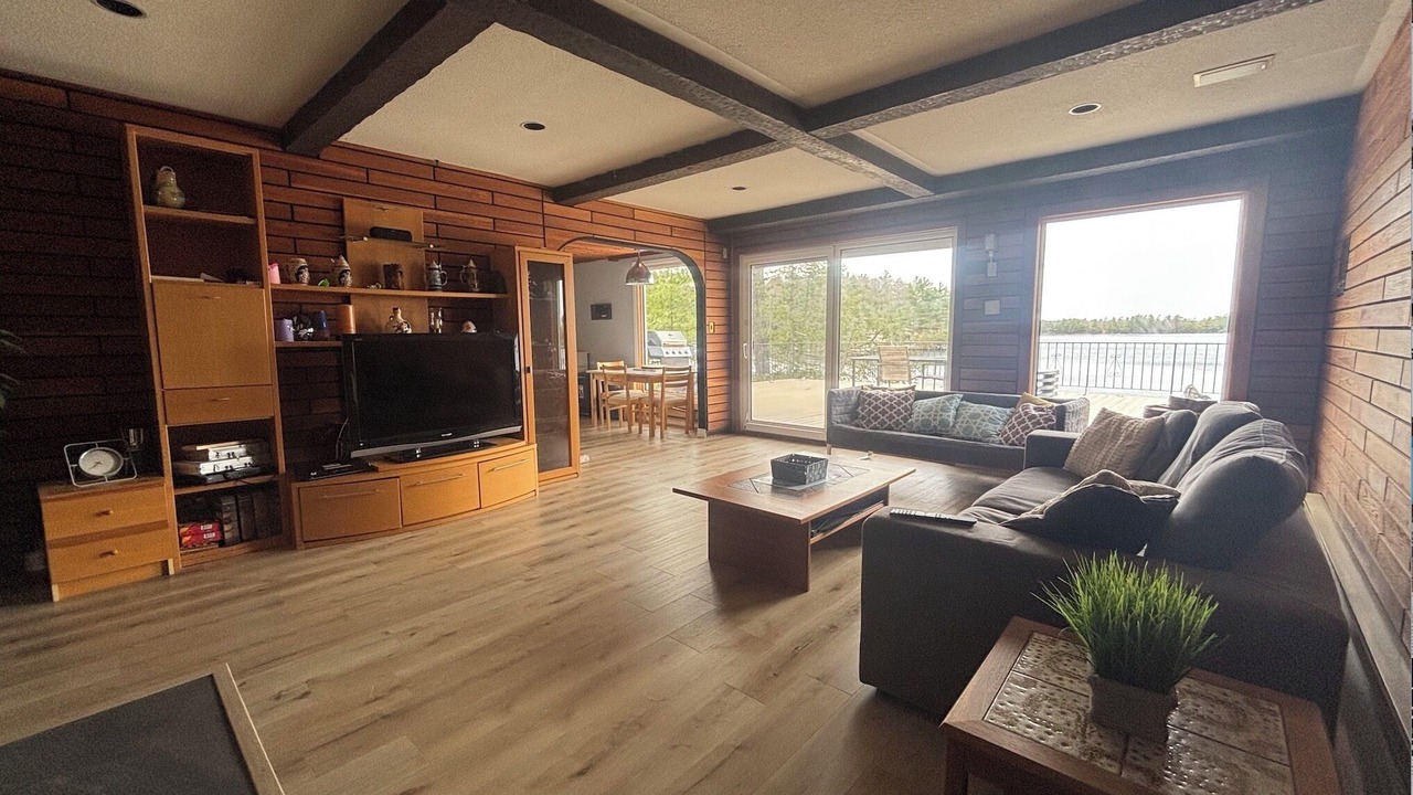 Photo of Livingroom in Georgian Bay