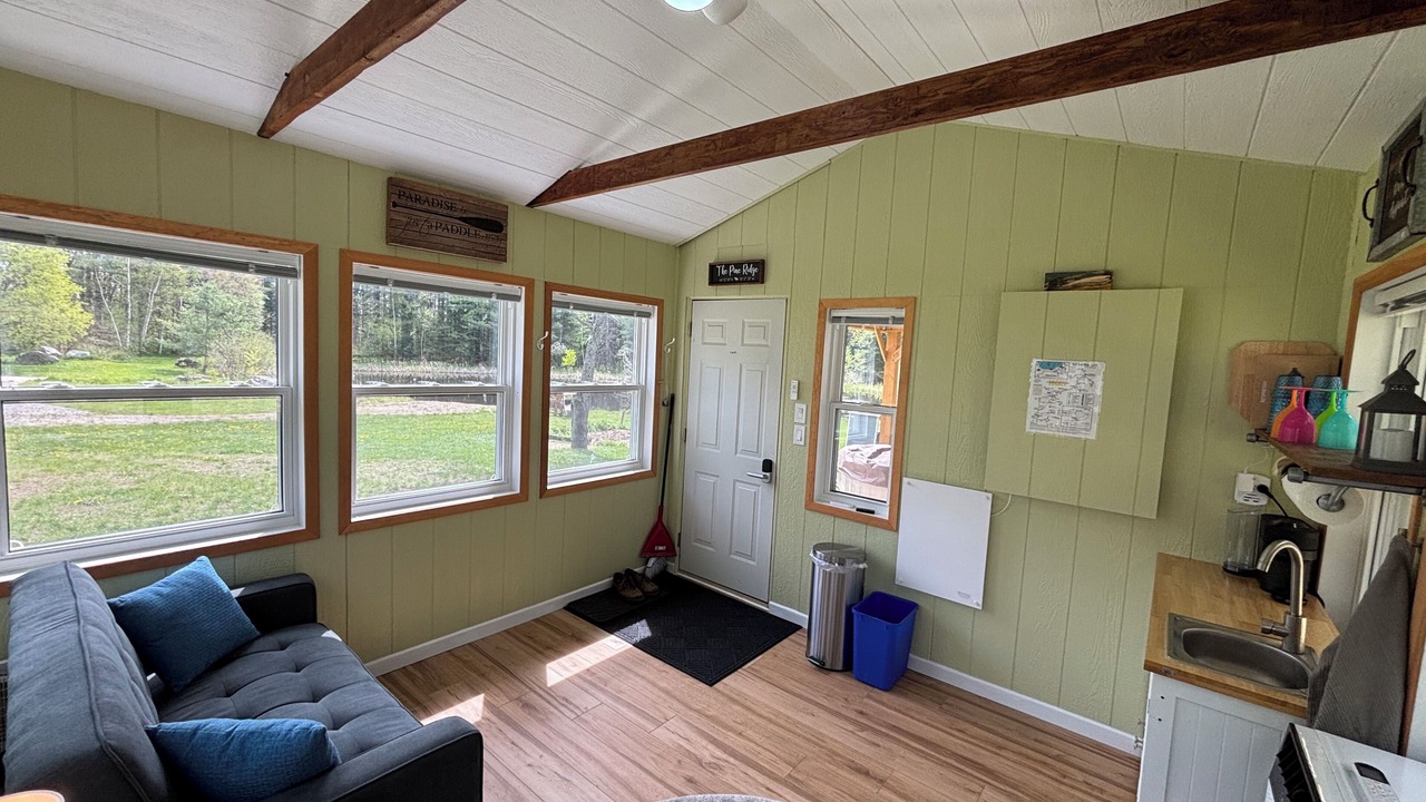 Photo of Livingroom in Minden Hills