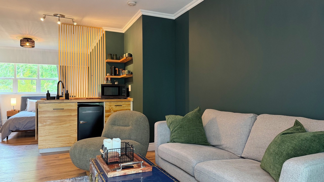Photo of Livingroom in Quathiaski Cove
