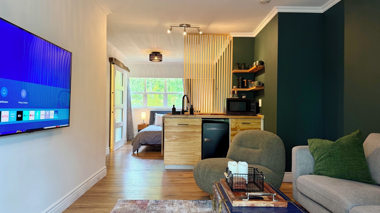 Photo of Livingroom in Quathiaski Cove