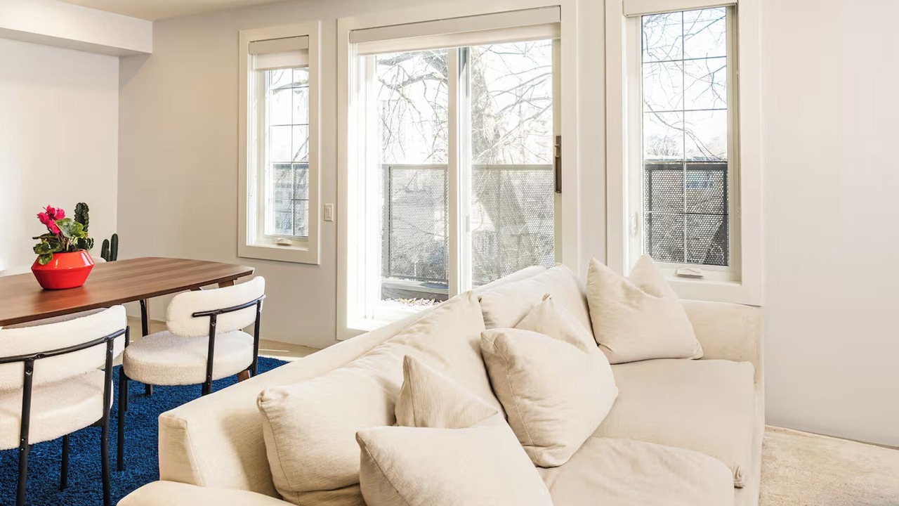 Photo of Livingroom in Mimico