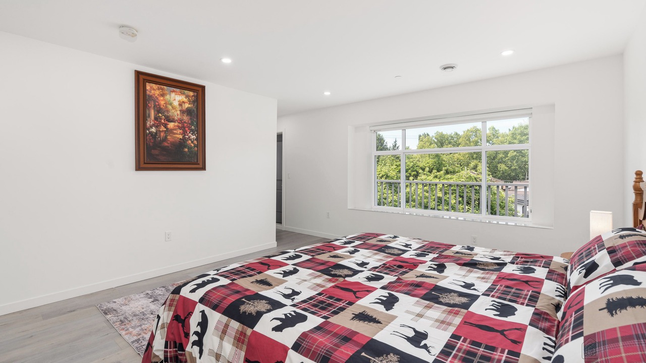 Photo of Bedroom in East Side