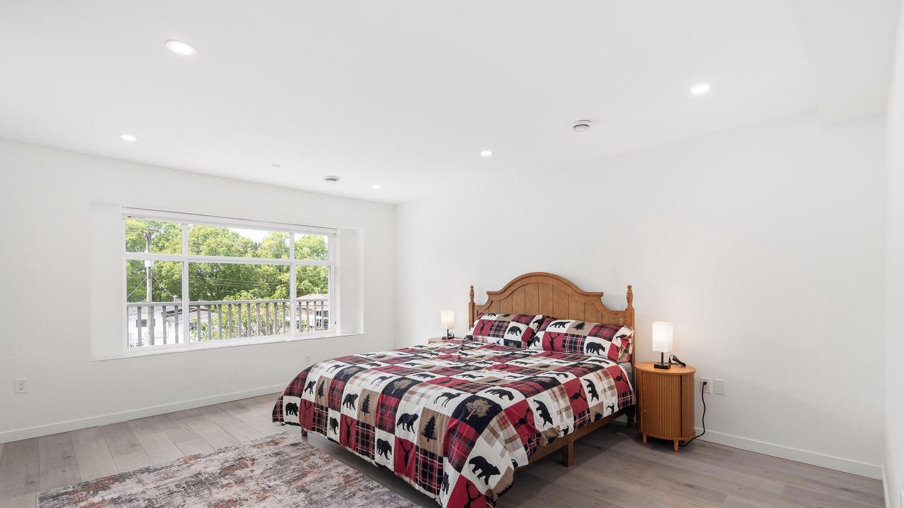 Photo of Bedroom in East Side