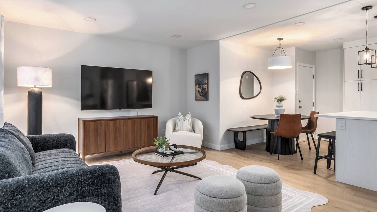 Photo of Livingroom in Southeast Calgary