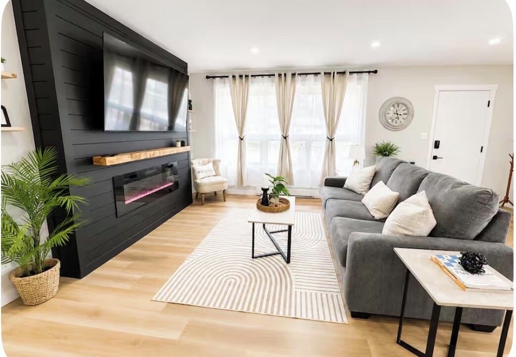 Photo of Livingroom in Brandon
