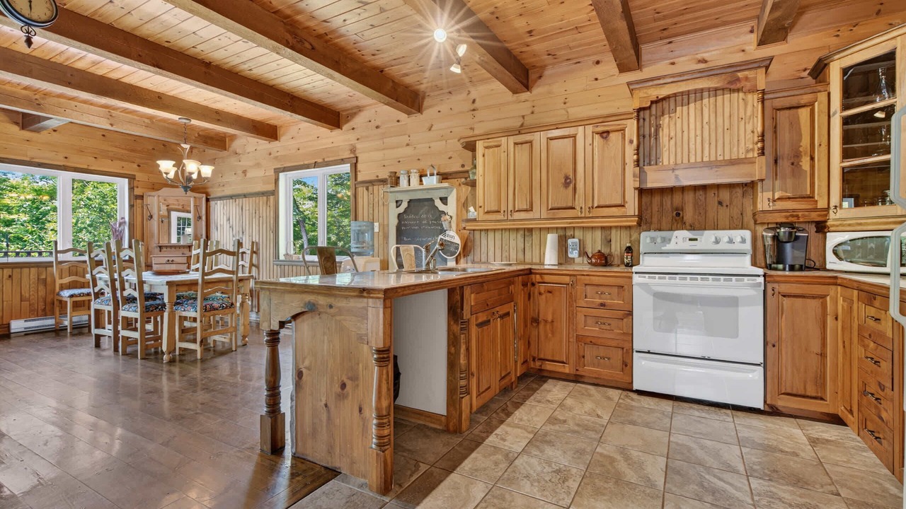 Photo of Kitchen in Entrelacs