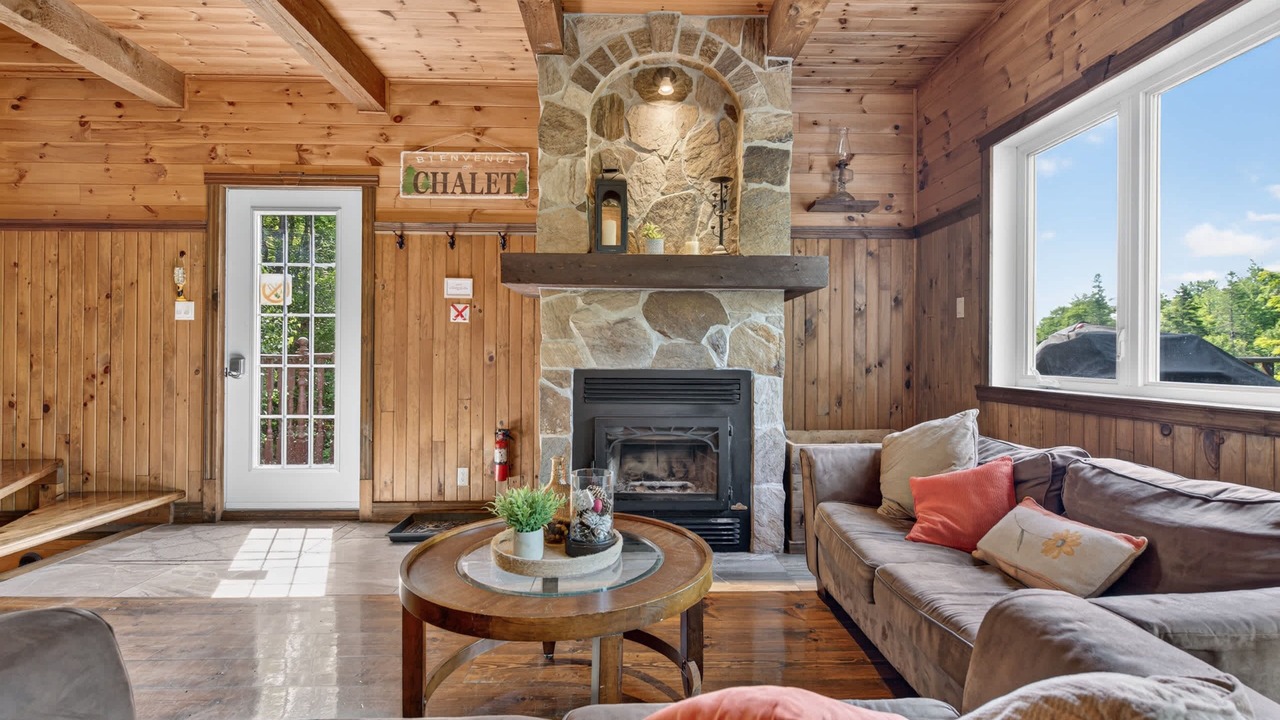 Photo of Livingroom in Entrelacs