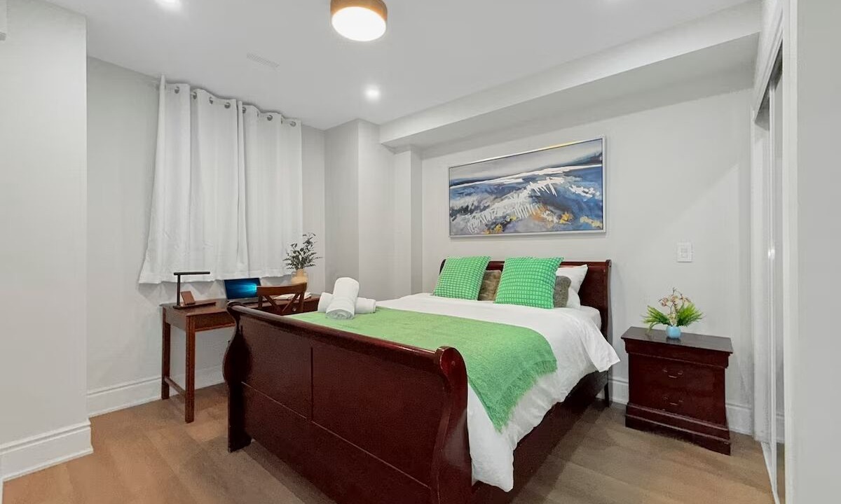 Photo of Bedroom in Oakville