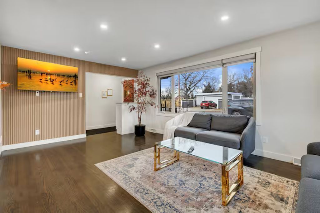 Photo of Livingroom in Northwest Calgary