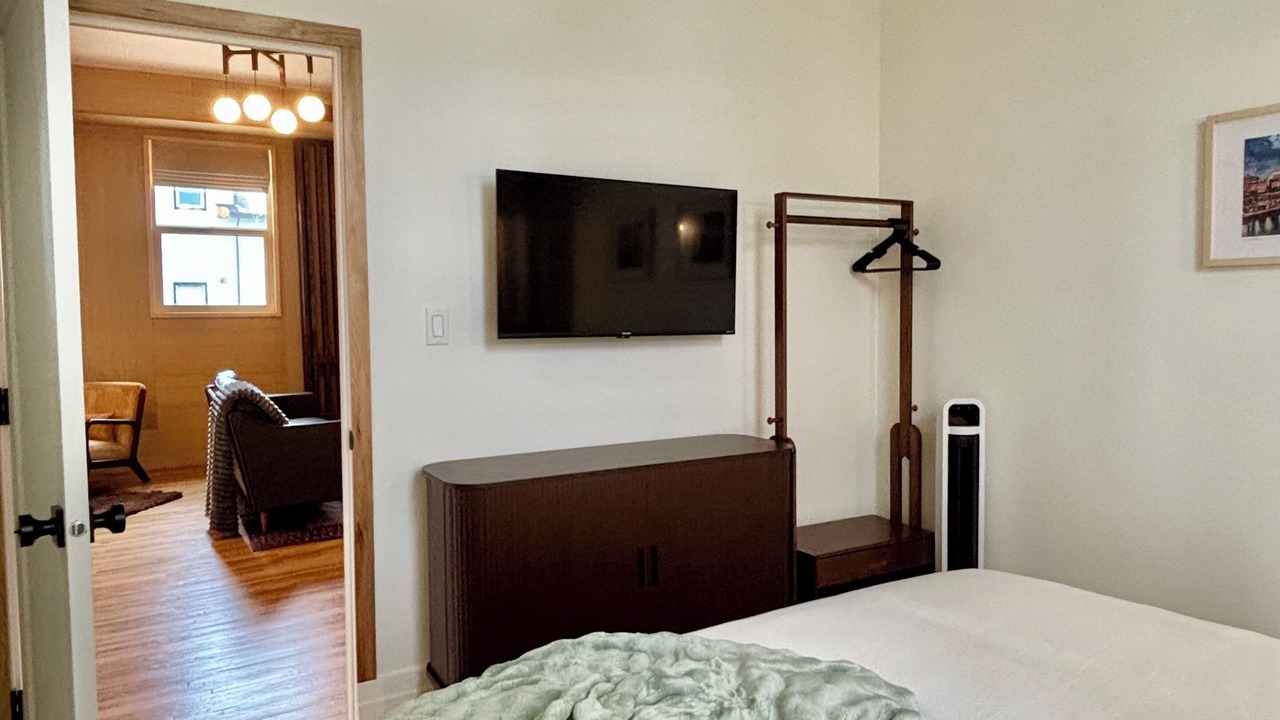 Photo of Bedroom in Lundbreck