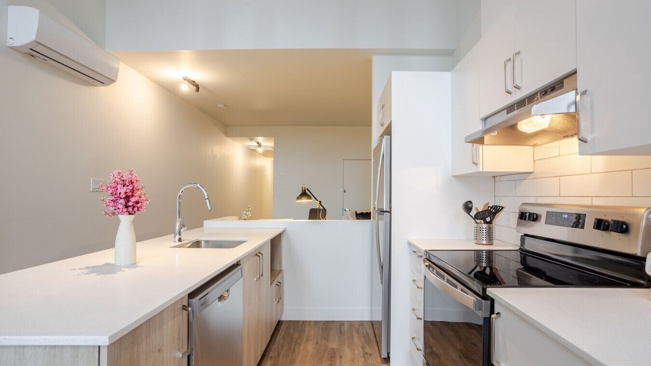 Photo of Kitchen in La Petite-Patrie