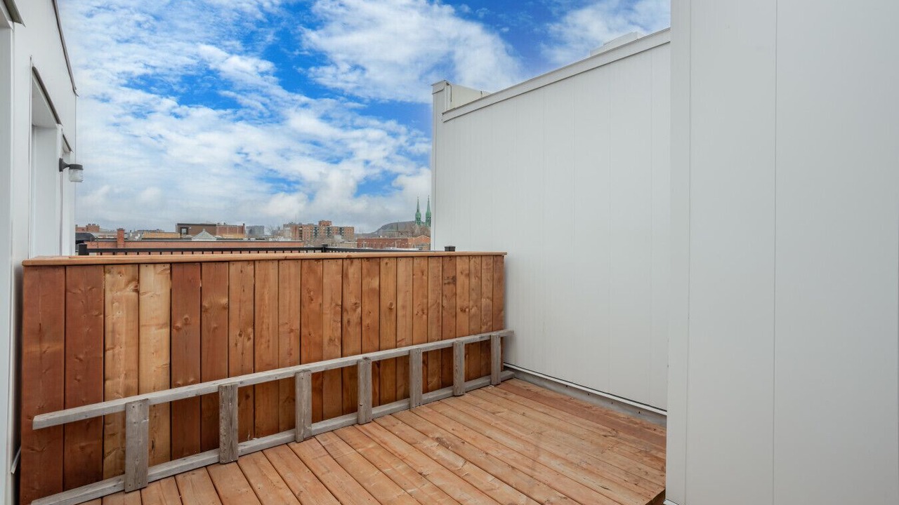 Photo of Patio Balcony in La Petite-Patrie