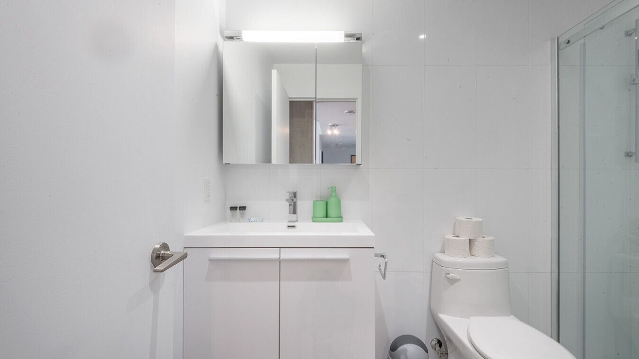 Photo of Bathroom in Cite Multimedia