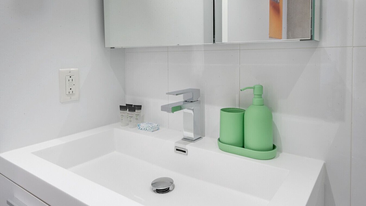 Photo of Bathroom in Cite Multimedia