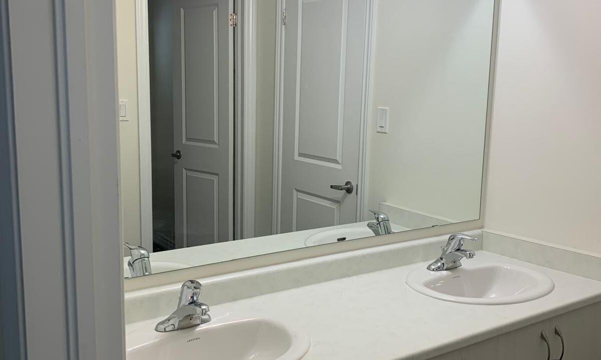 Photo of Bathroom in Lindsay
