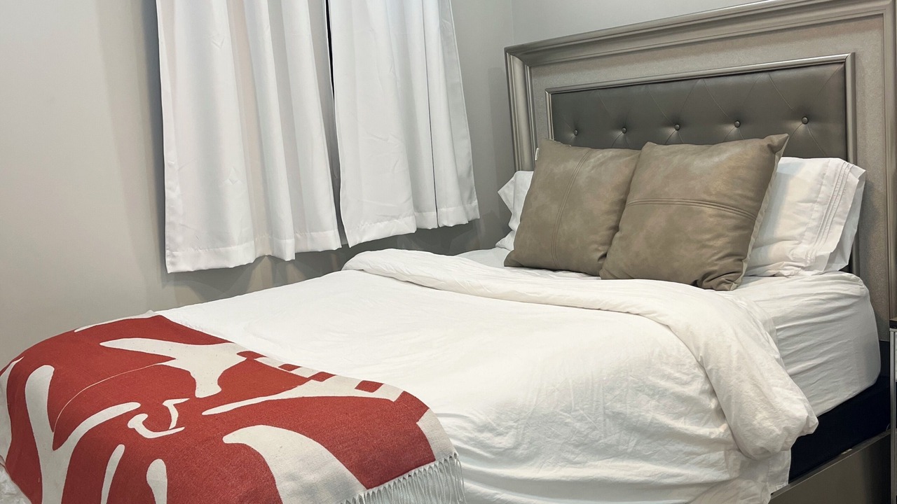 Photo of Bedroom in Oakville