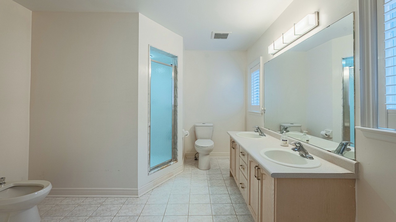 Photo of Bathroom in Richmond Hill