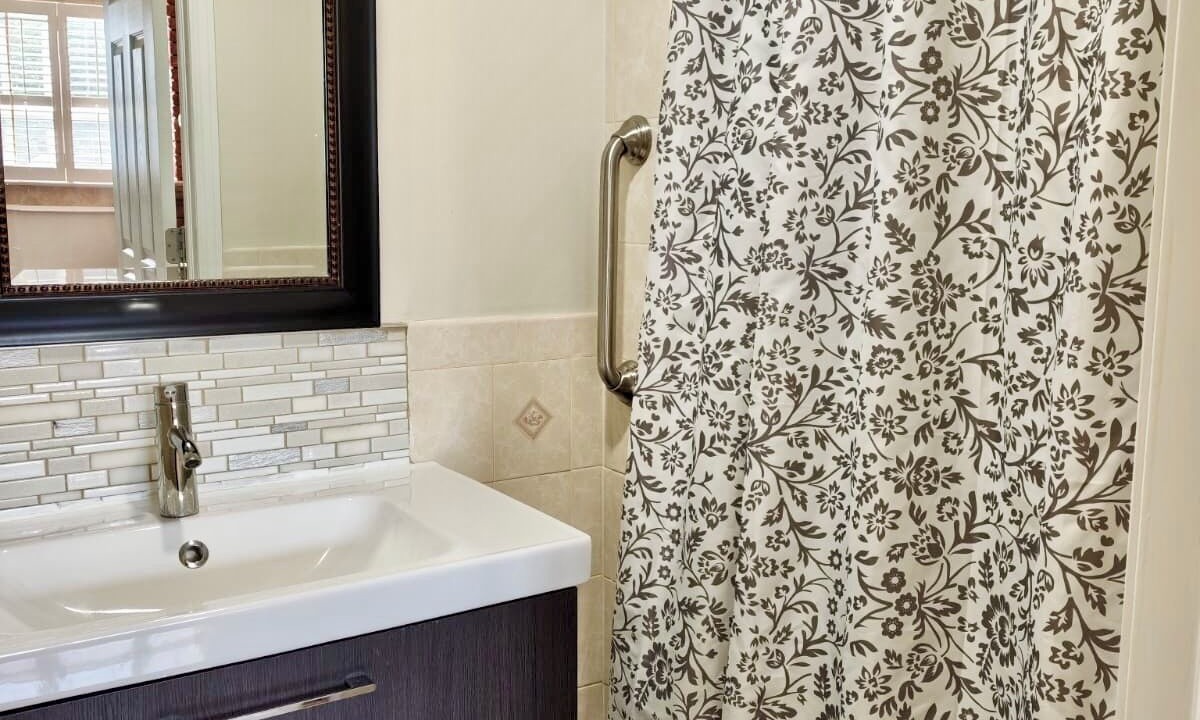 Photo of Bathroom in Jane and Finch