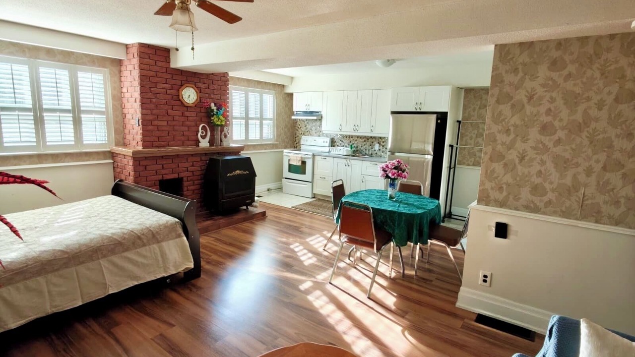 Photo of Bedroom in Jane and Finch