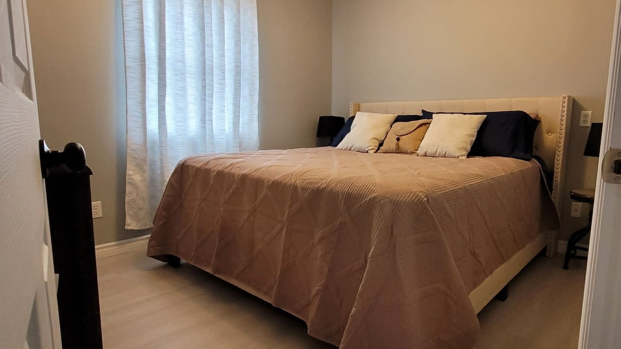 Photo of Bedroom in Hopewell Cape