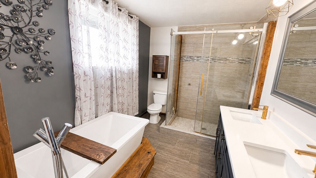 Photo of Bathroom in The Nation