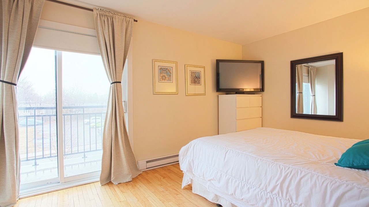 Photo of Bedroom in Laval