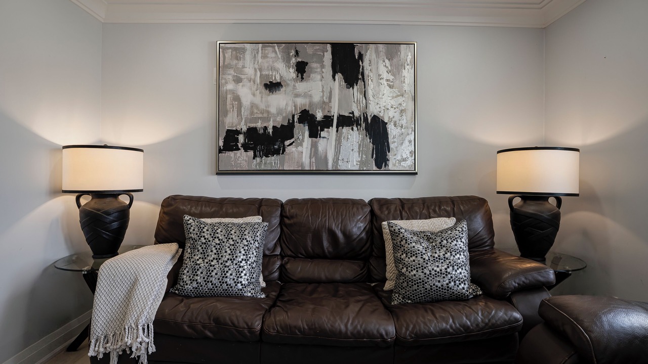 Photo of Livingroom in Willowdale