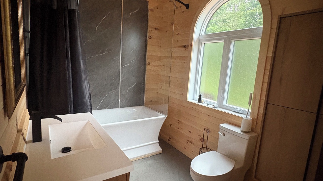 Photo of Bathroom in Kiamika