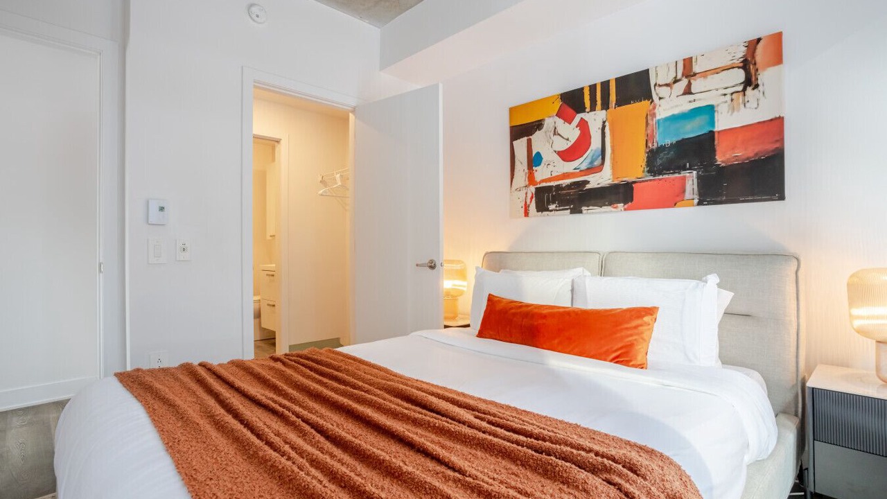 Photo of Bedroom in Griffintown