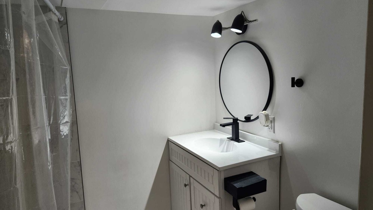 Photo of Bathroom in Sarnia