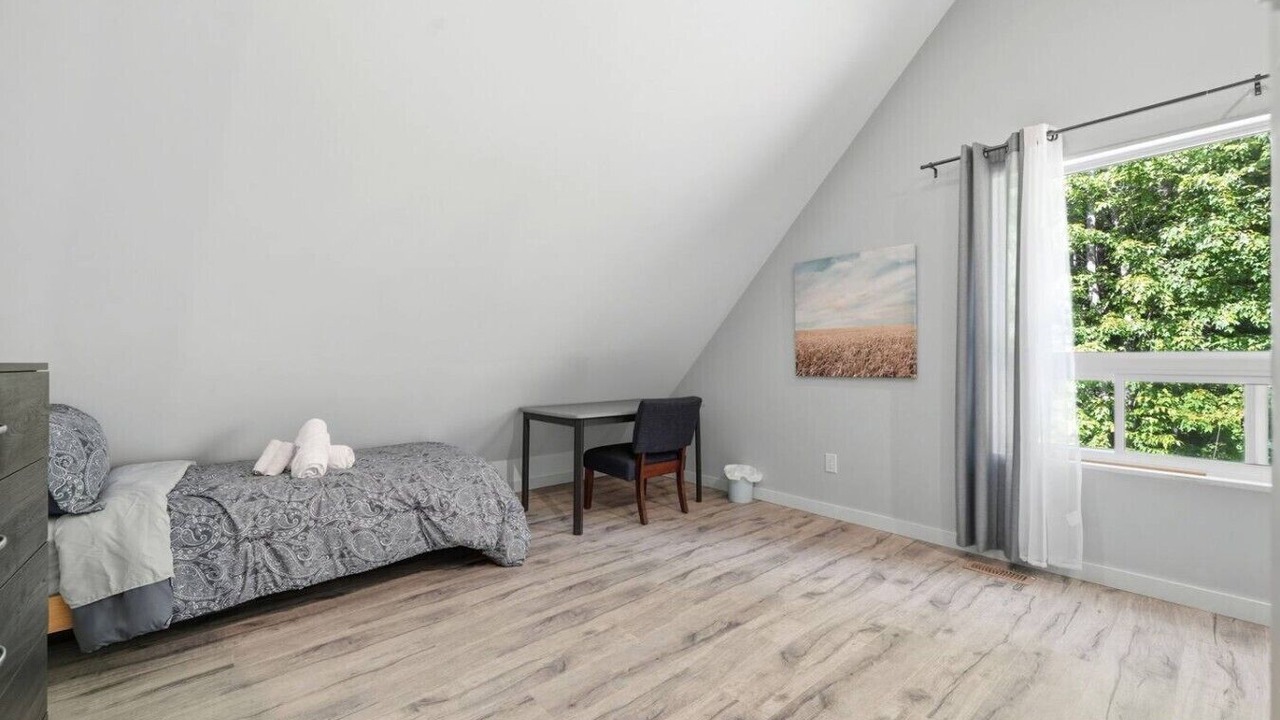 Photo of Bedroom in Tiny