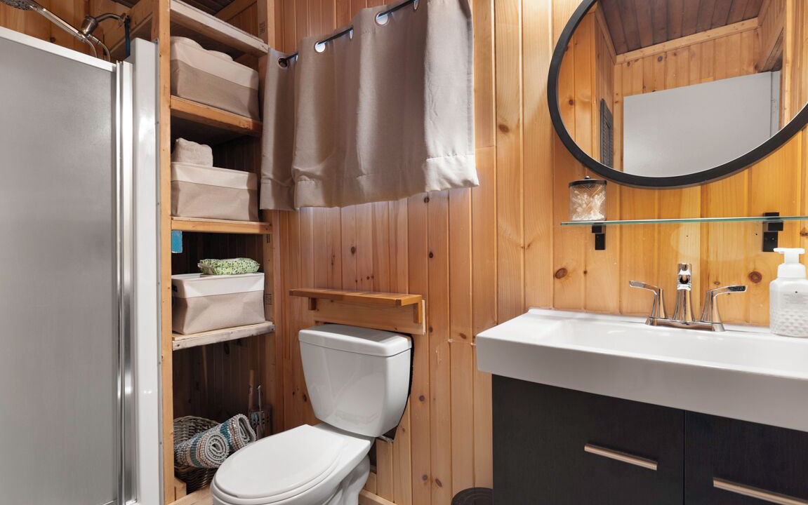 Photo of Bathroom in Dunchurch