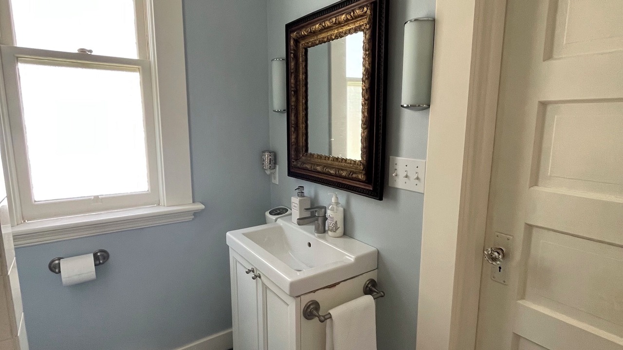 Photo of Bathroom in Kitsilano