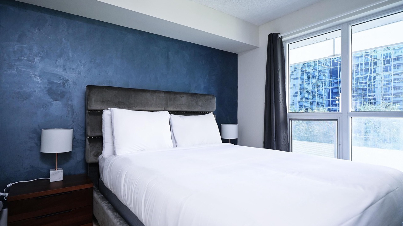 Photo of Bedroom in Toronto Entertainment District