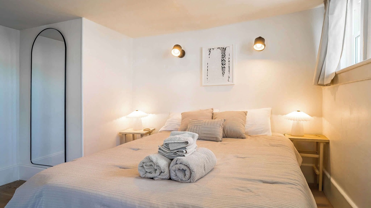 Photo of Bedroom in Greater Napanee