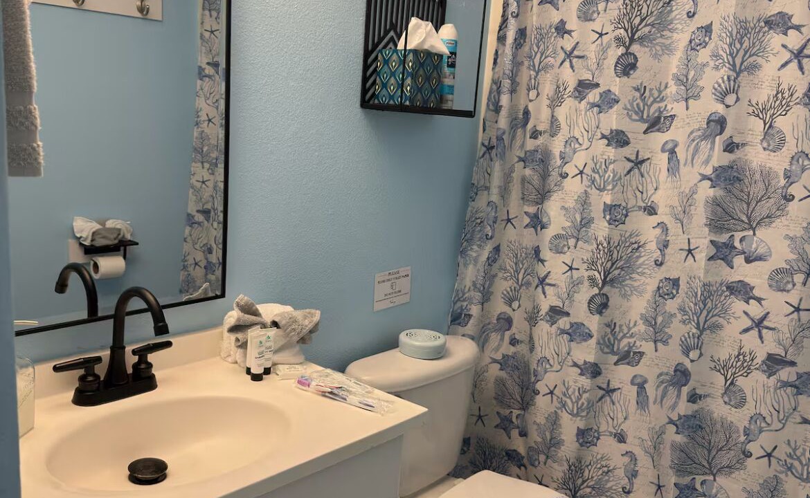 Photo of Bathroom in Red Hill