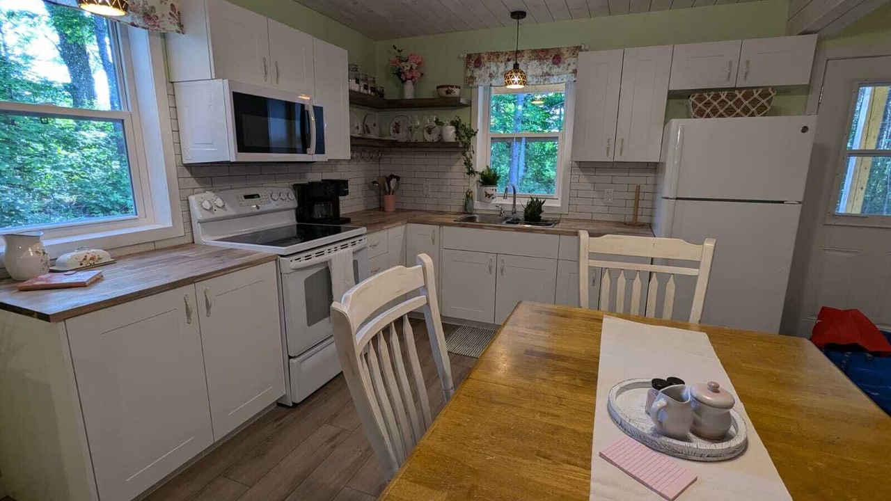 Photo of Kitchen in Addington Highlands