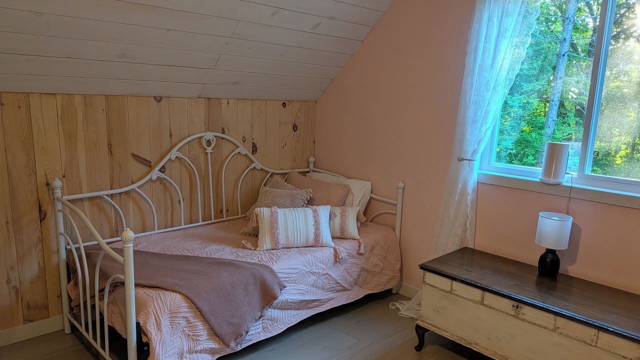Photo of Bedroom in Addington Highlands