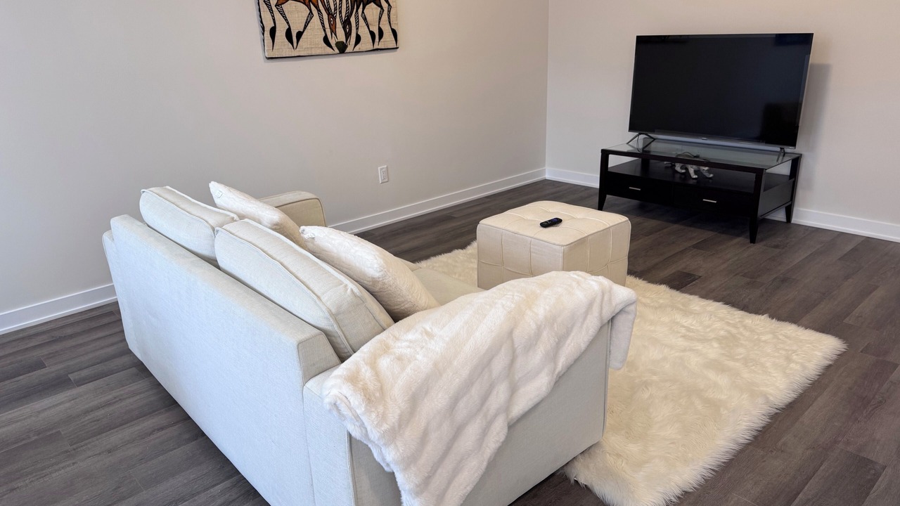 Photo of Livingroom in Ottawa Division