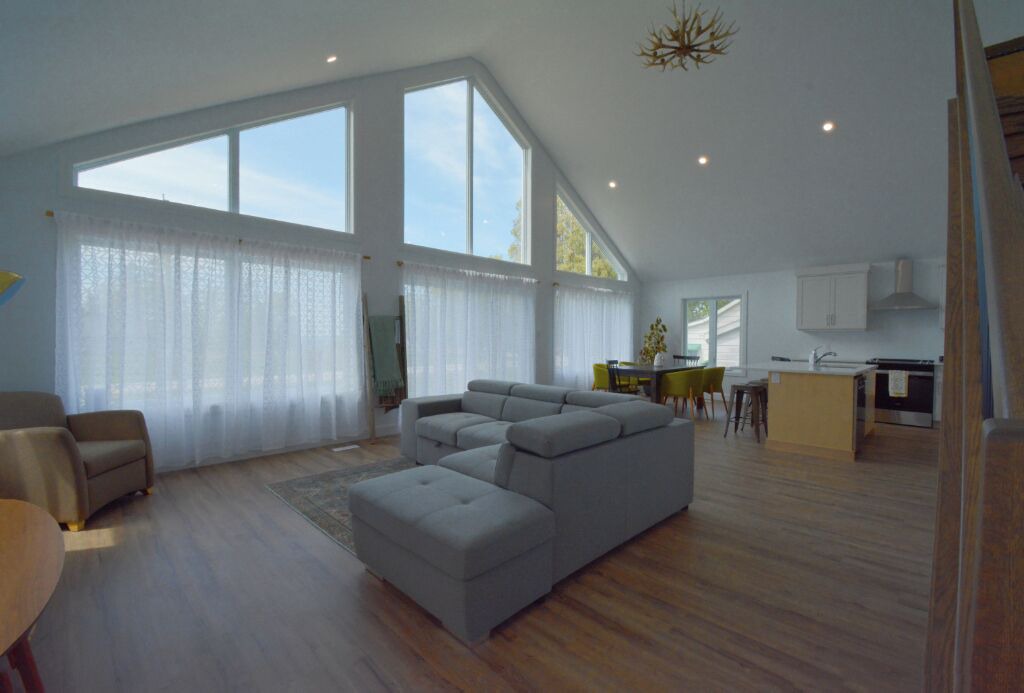 Photo of Livingroom in Lambton Shores