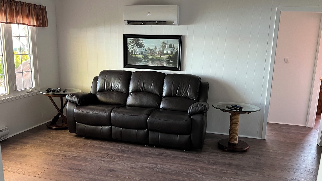 Photo of Livingroom in Chatham