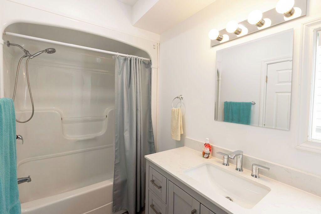Photo of Bathroom in North Bay