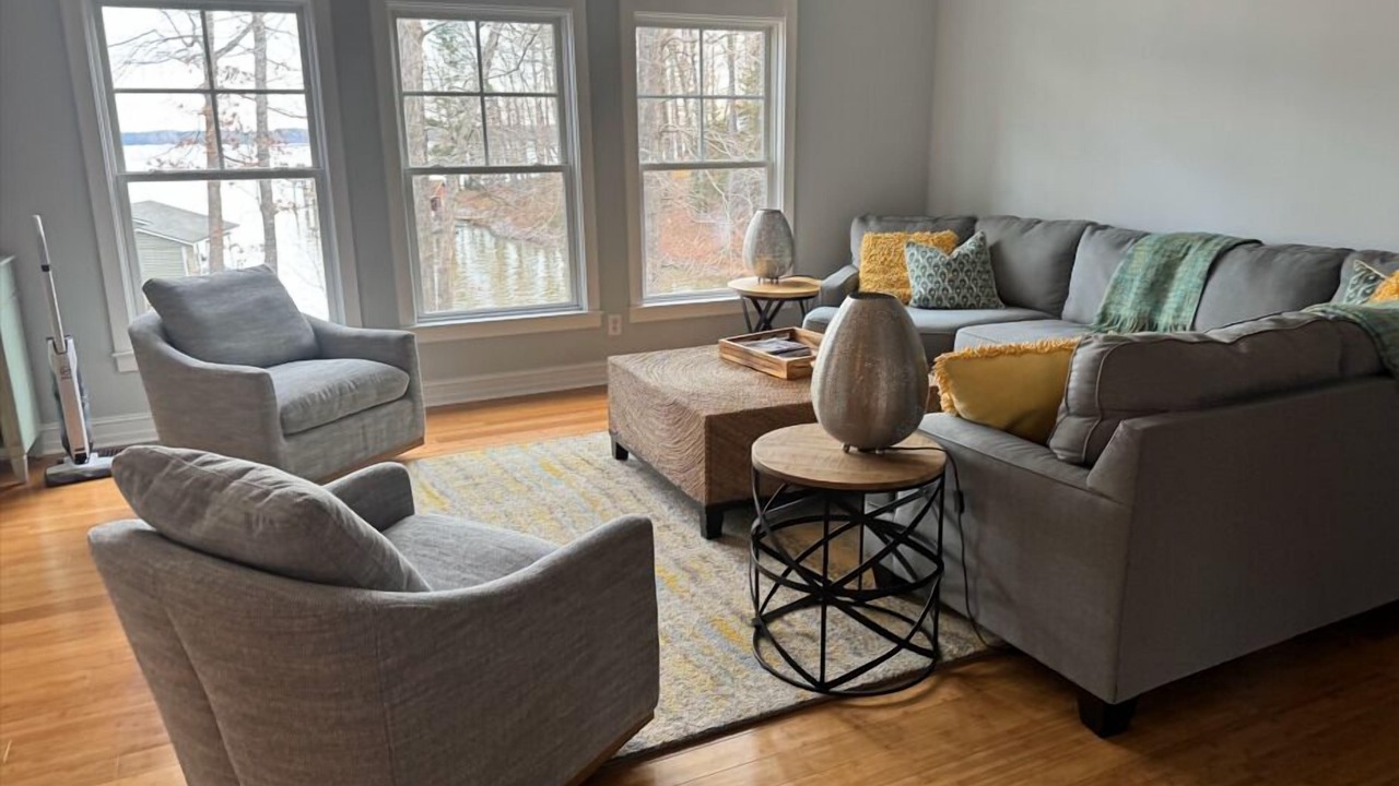 Photo of Livingroom in Whitby Cove