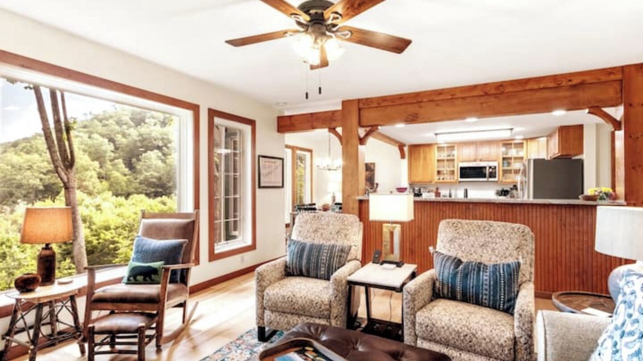 Photo of Livingroom in Mountain Air